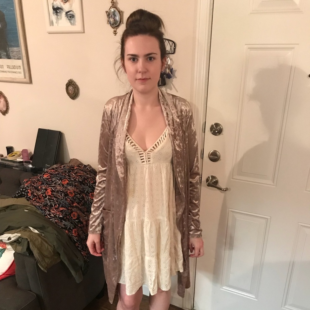 This a pink, velvet, dressy cardigan. Never Worn!!
